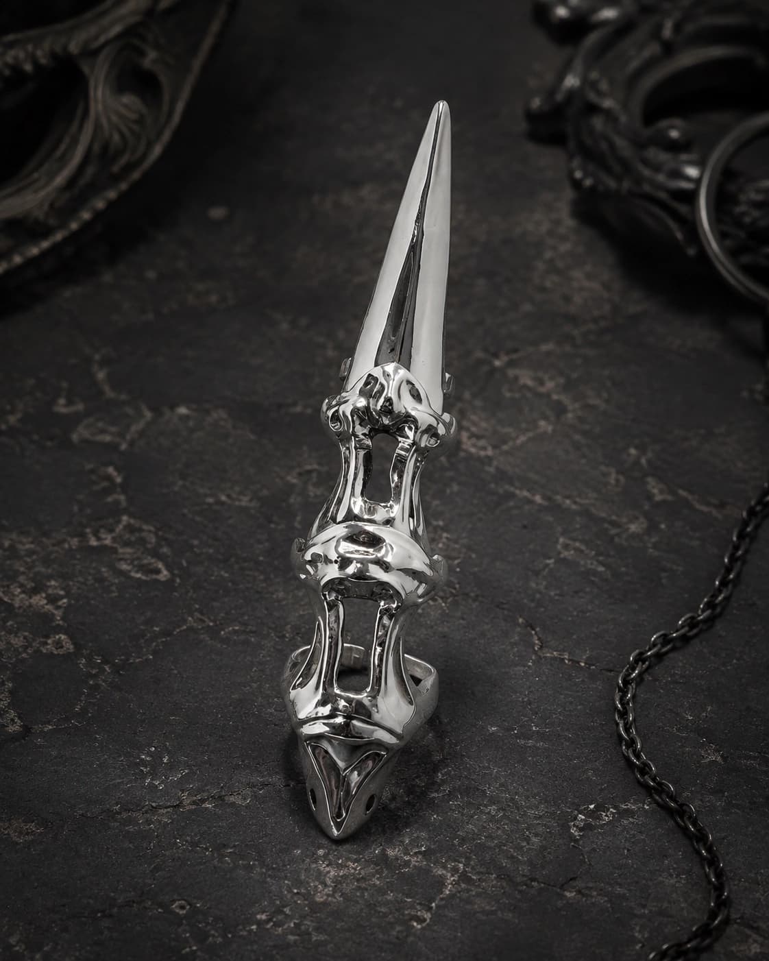 Vesper Claw Ring