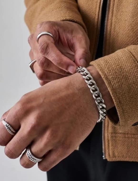 Chunky Silver Curb Chain Bracelet — image 2