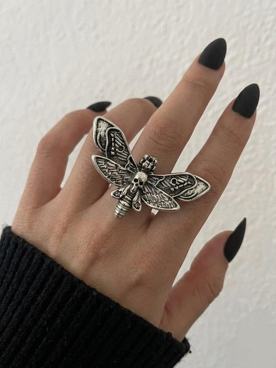 Skull Moth Ring